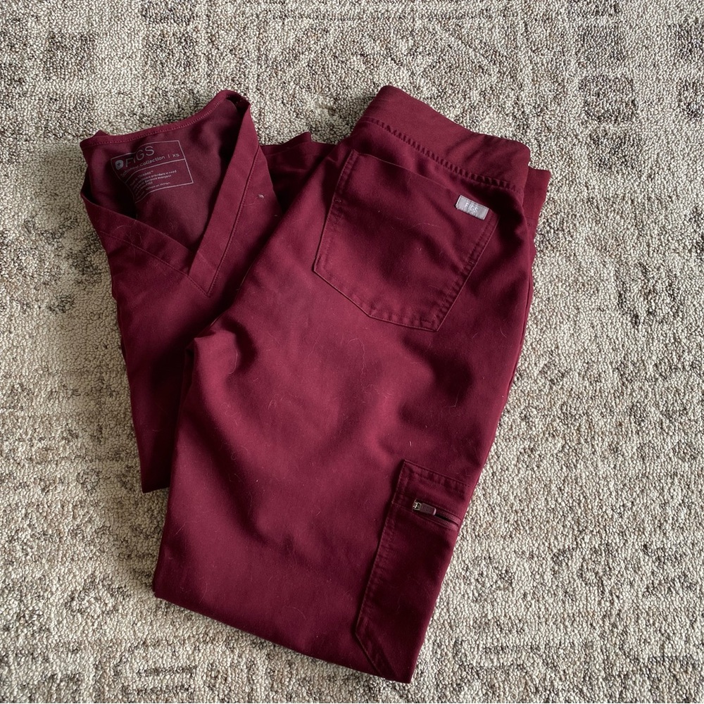 FIGS Scrub Set XS Maroon